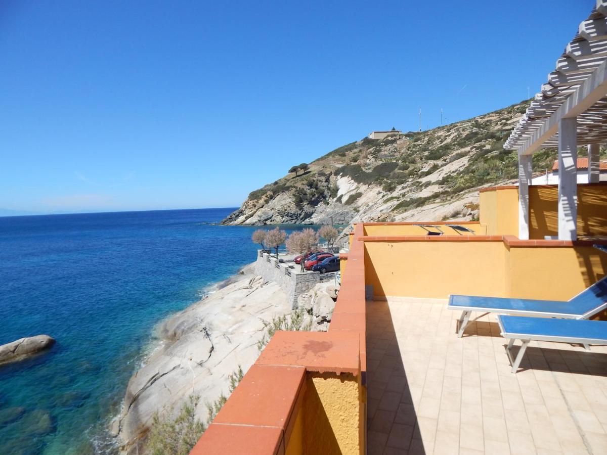 Appartamenti - Villa Mare Pomonte Eksteriør billede