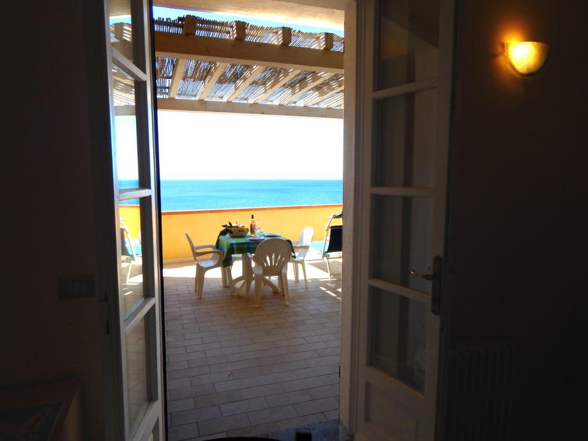 Appartamenti - Villa Mare Pomonte Eksteriør billede