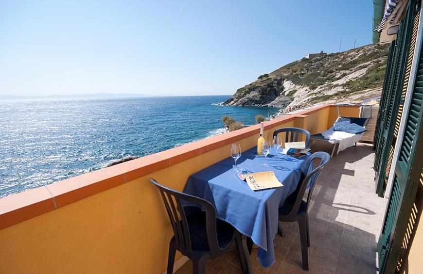 Appartamenti - Villa Mare Pomonte Eksteriør billede