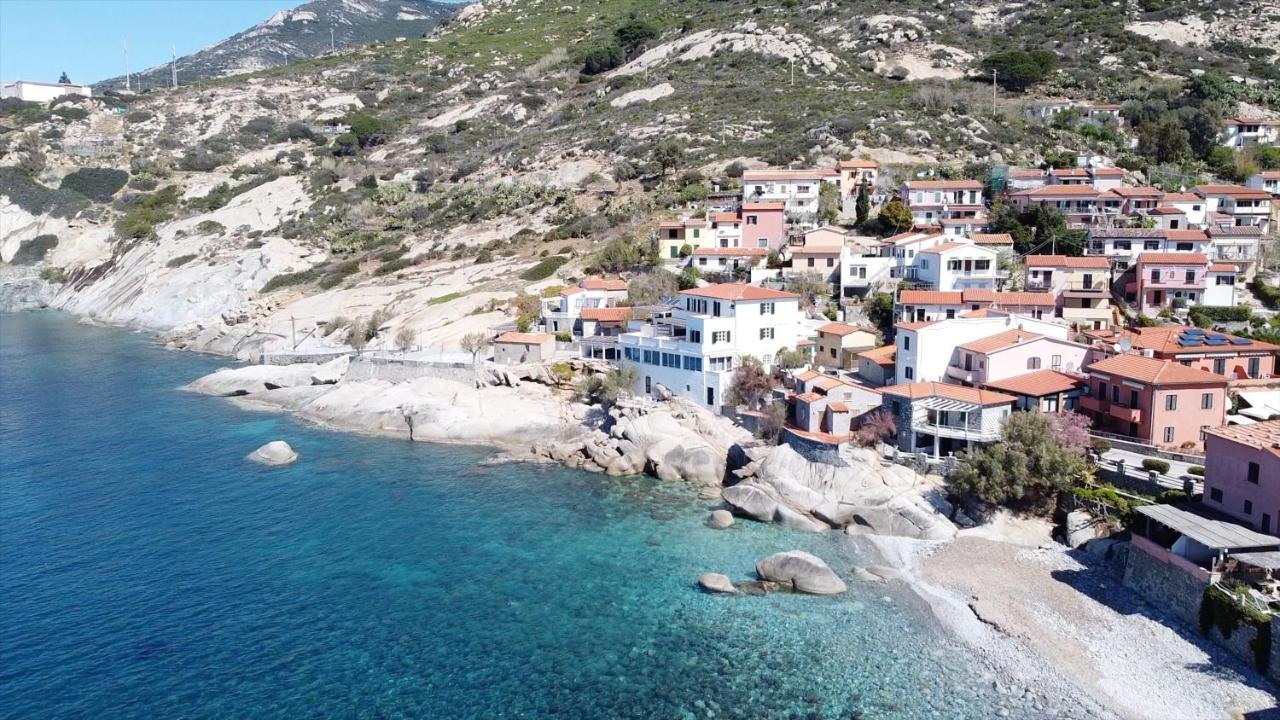 Appartamenti - Villa Mare Pomonte Eksteriør billede