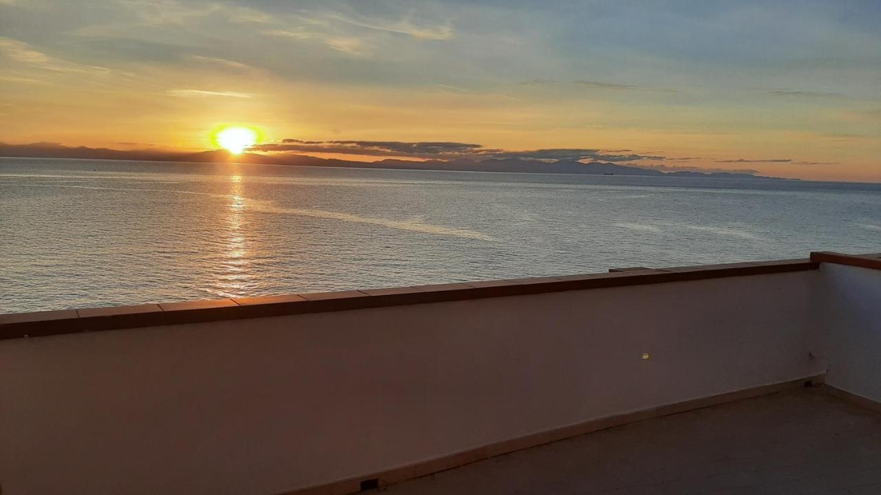 Appartamenti - Villa Mare Pomonte Eksteriør billede